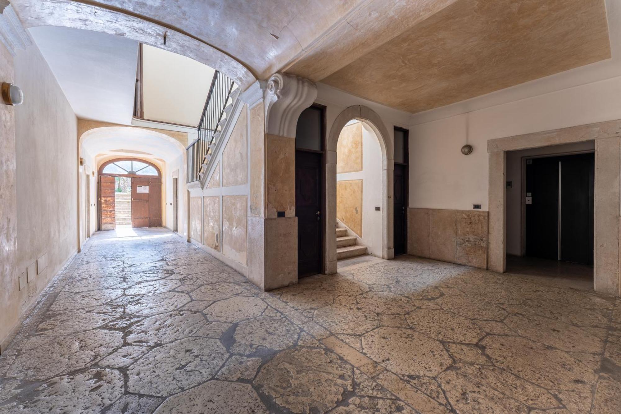 Casa Preziosa - Salo Διαμέρισμα Εξωτερικό φωτογραφία